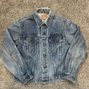 Vintage 70s Levi’s Men’s Denim Blue Jean Jacket - Size 42 - 70505 0217 Type 3